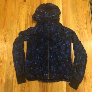 Lululemon - sz 6 running/rain jacket